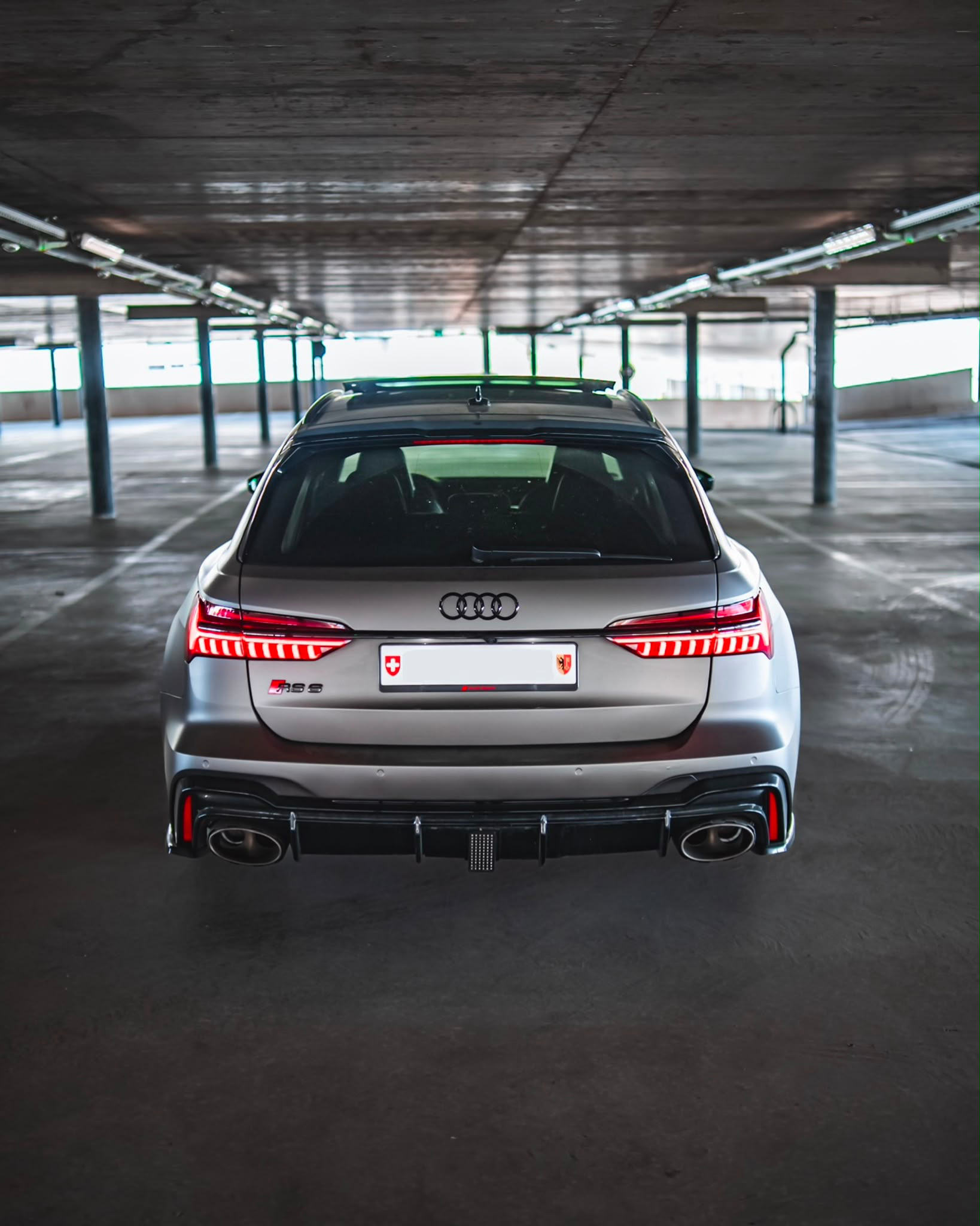 Location Audi RS6 C8 à Genève — LMG Rent Car